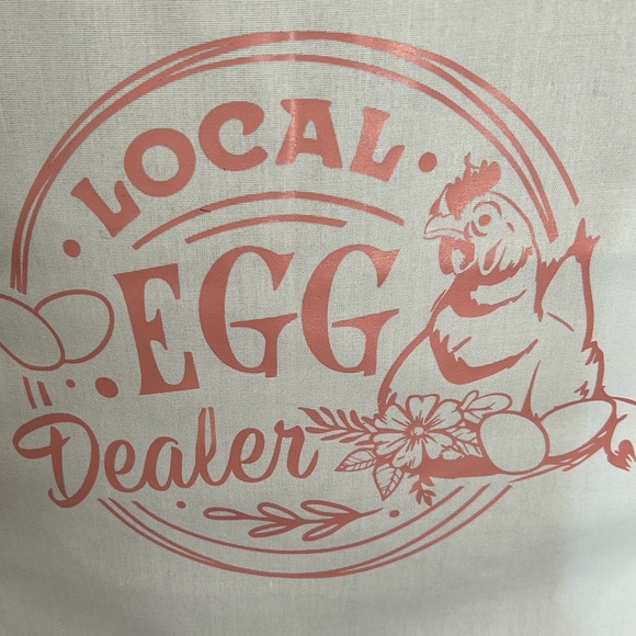 Charming White and Pink Apron- local egg dealer- great present - Picture 3 of 5